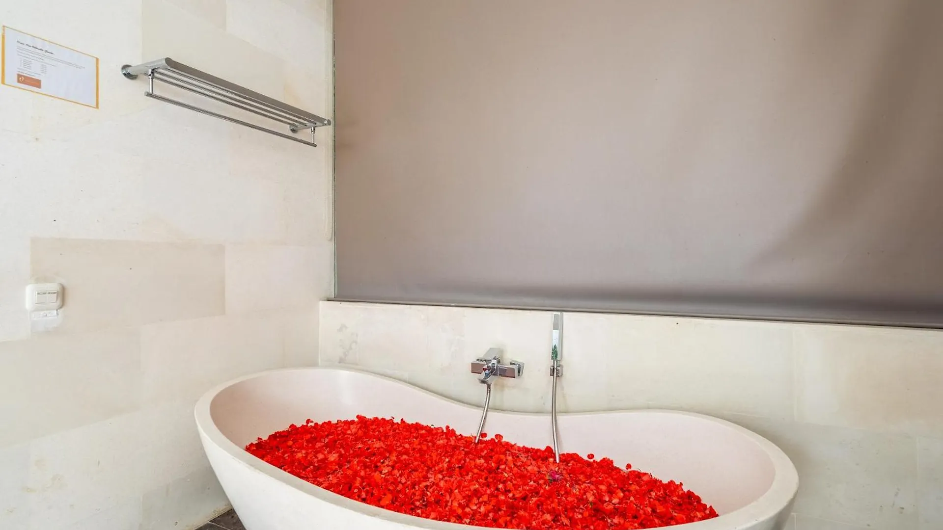Abikaa, 4Br Lux Villa - Located In The Central Seminyak 0*,  Indonésie