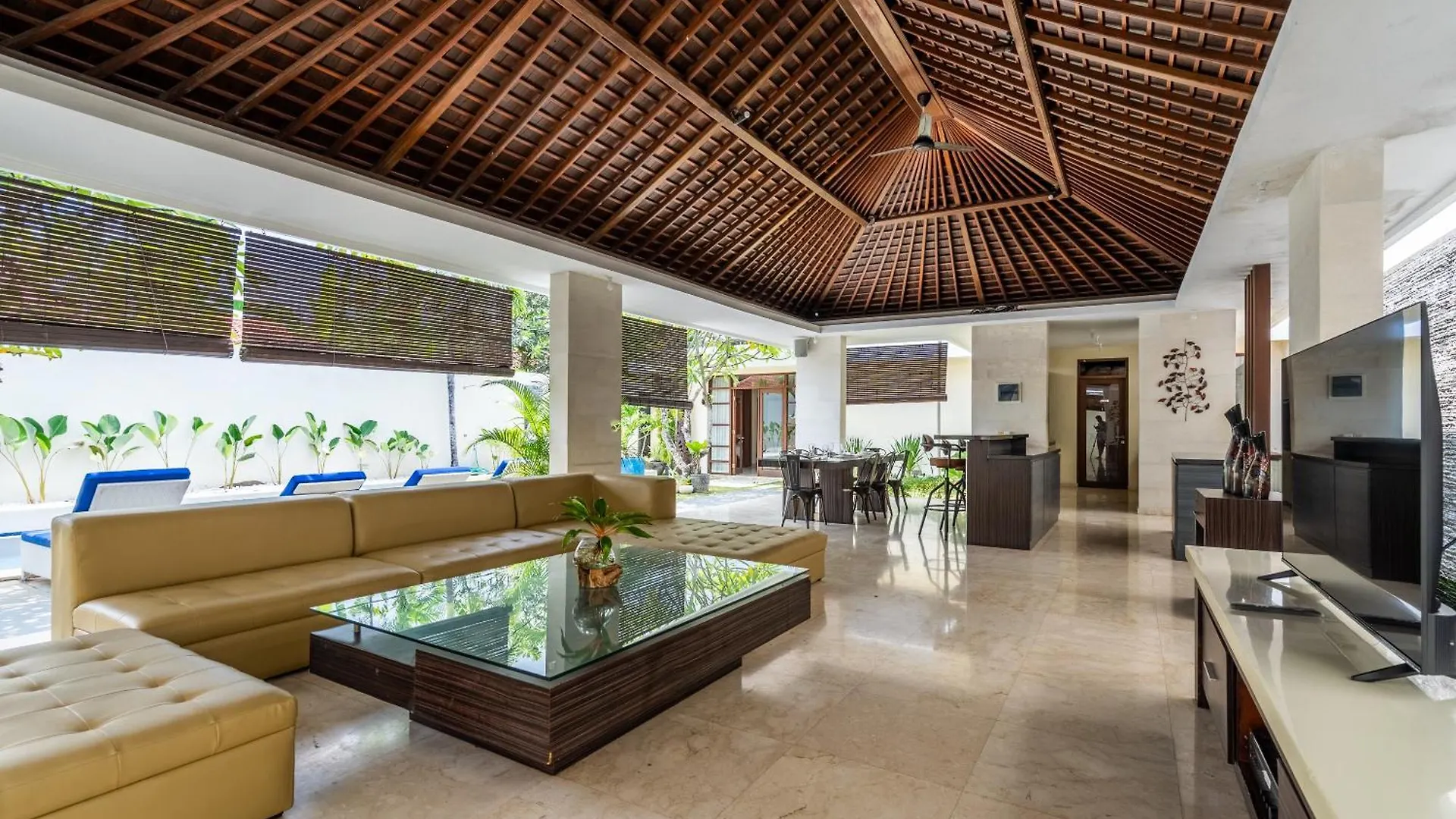 Abikaa, 4Br Lux Villa - Located In The Central Seminyak  Seminyak (Bali)