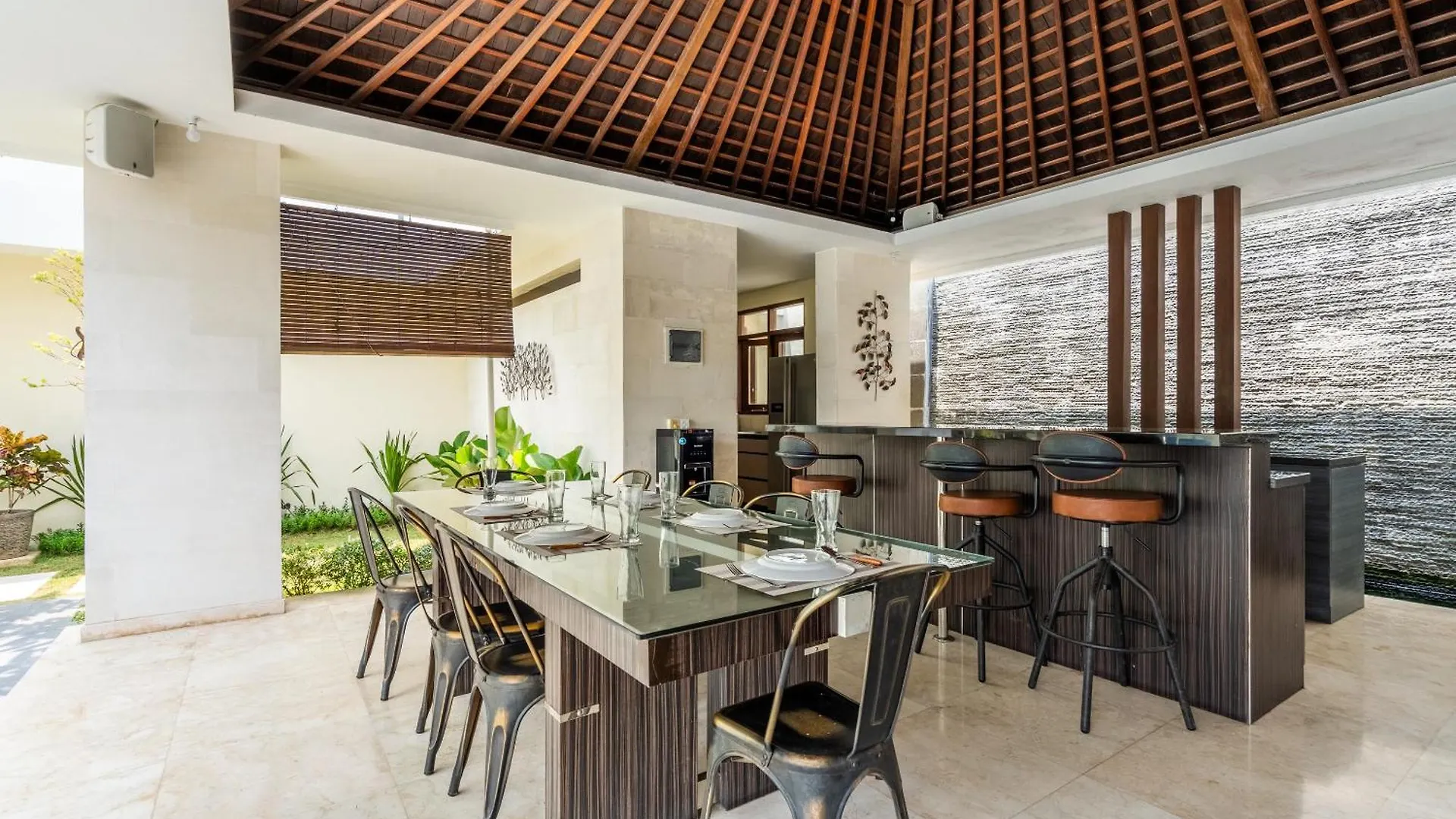 Abikaa, 4Br Lux Villa - Located In The Central Seminyak Indonesia