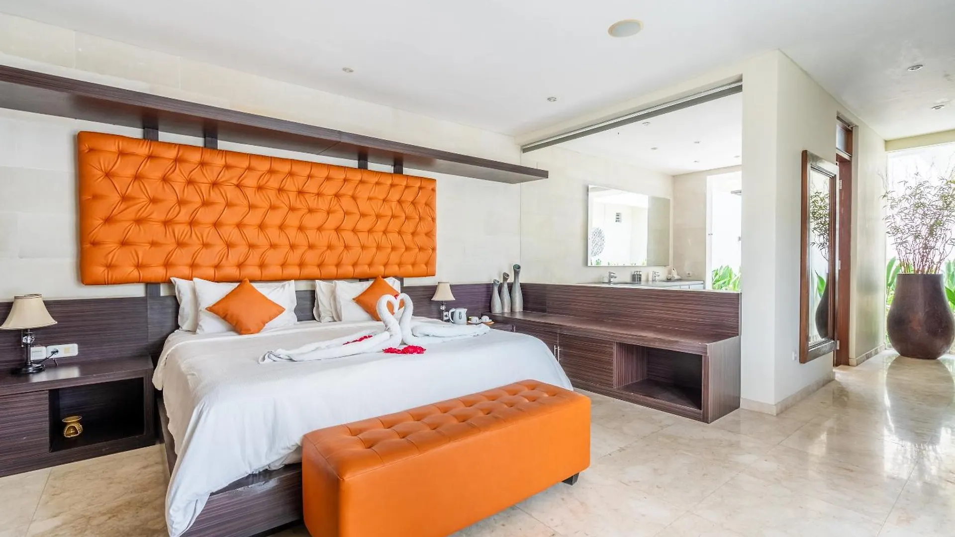 Abikaa, 4Br Lux Villa - Located In The Central Seminyak