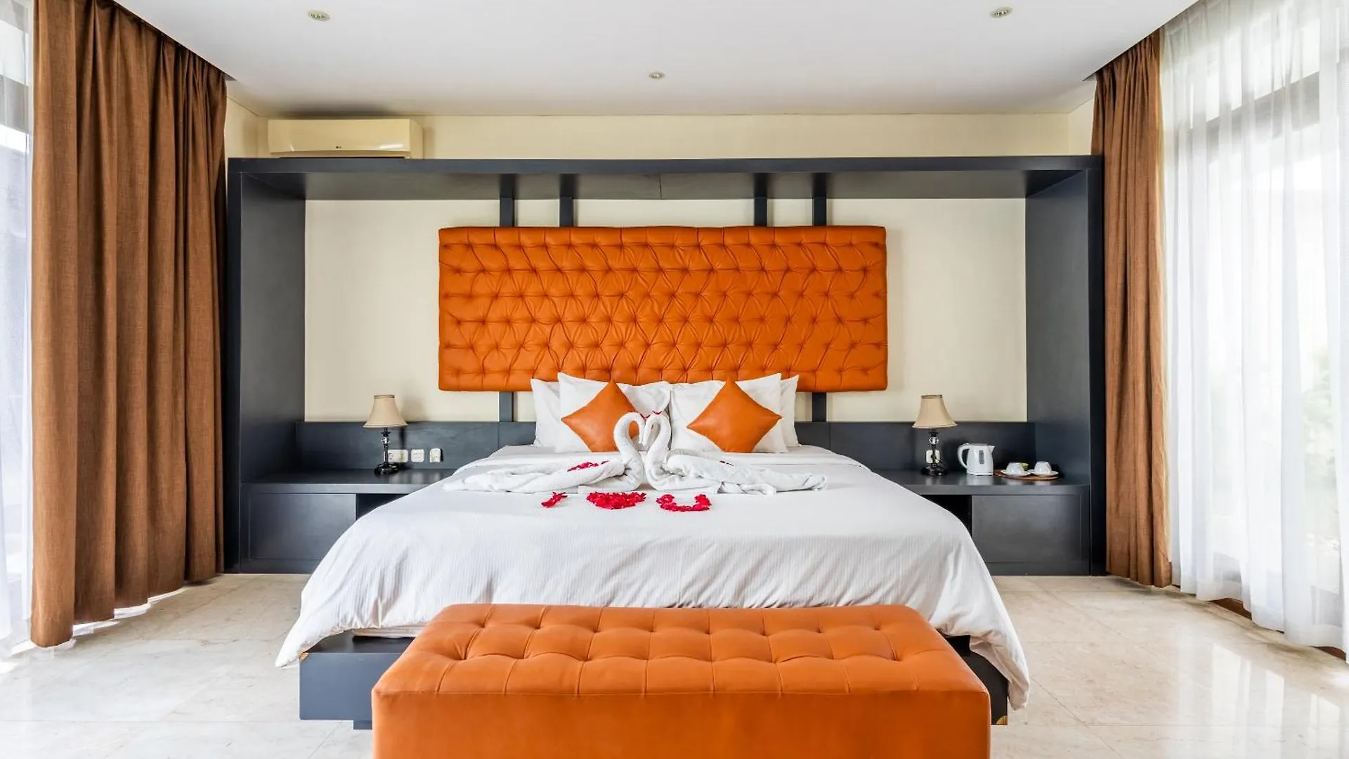 Abikaa, 4Br Lux Villa - Located In The Central Seminyak Indonesia