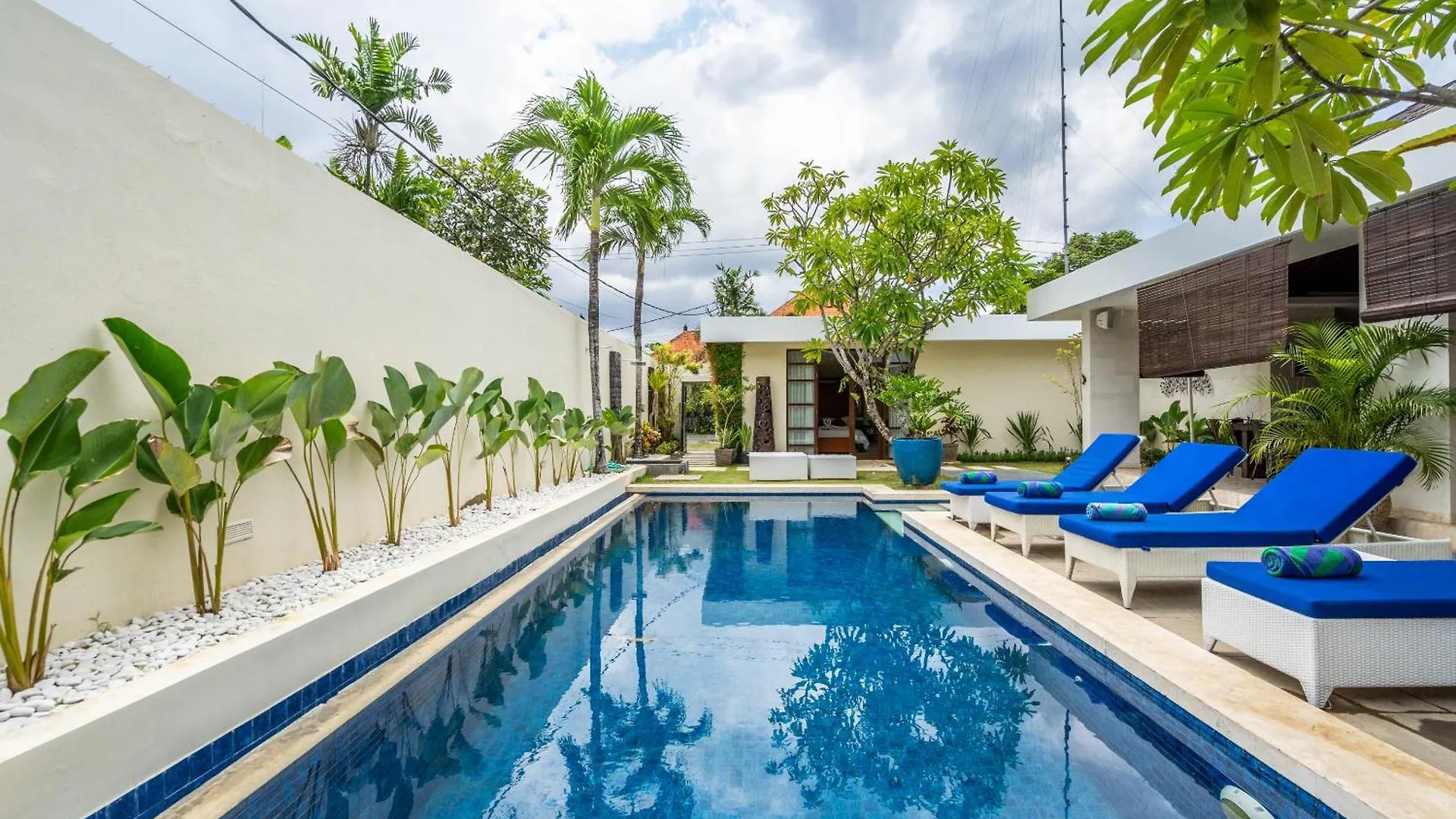 Abikaa, 4Br Lux Villa - Located In The Central Seminyak